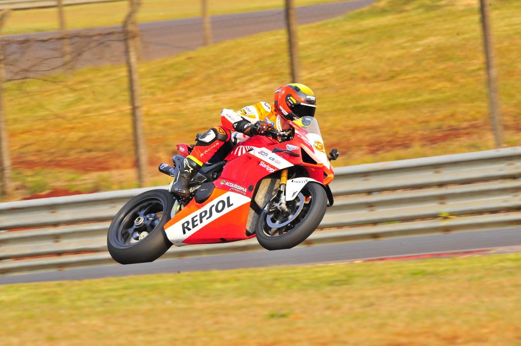 MOTO1000GP chega à metade da temporada e celebra crescimento