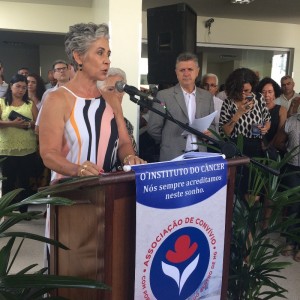 Dra. Sandra Lopes em pronunciamento na solenidade de inauguração - Foto: Karla Araújo